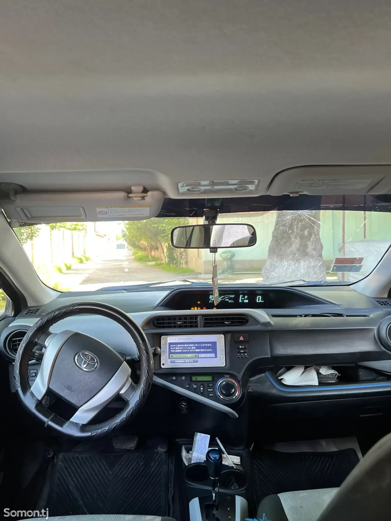 Toyota Aqua 2014 · 1.5 AT