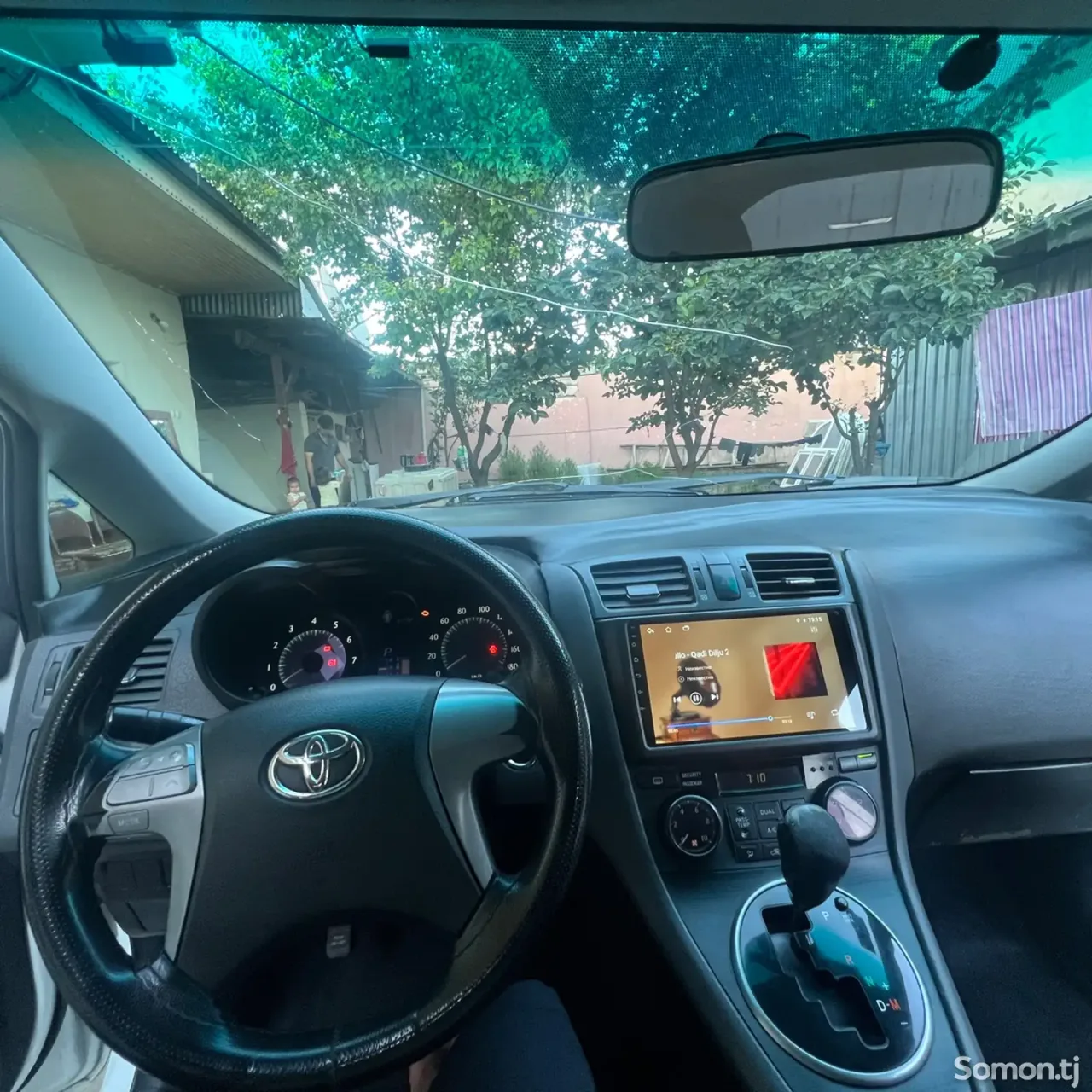 Toyota Mark X ZiO 2009 · 2.4 AT