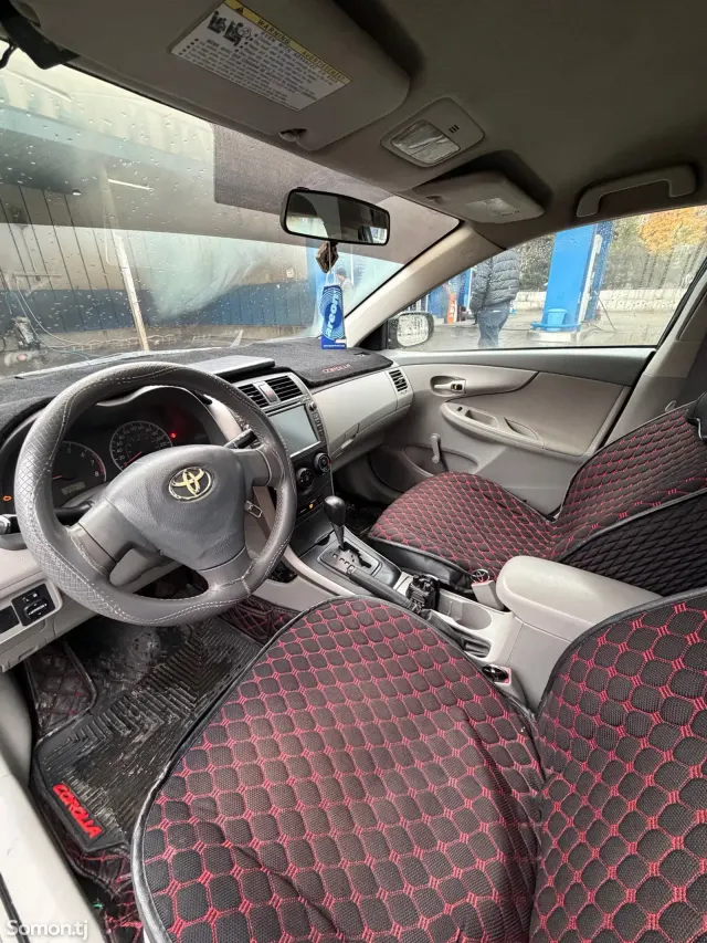 Toyota Corolla 2010 · 1.8 AT