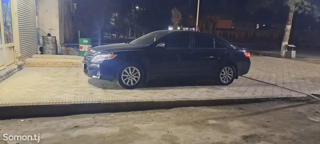 Toyota Camry 2011 · 3.5 AT