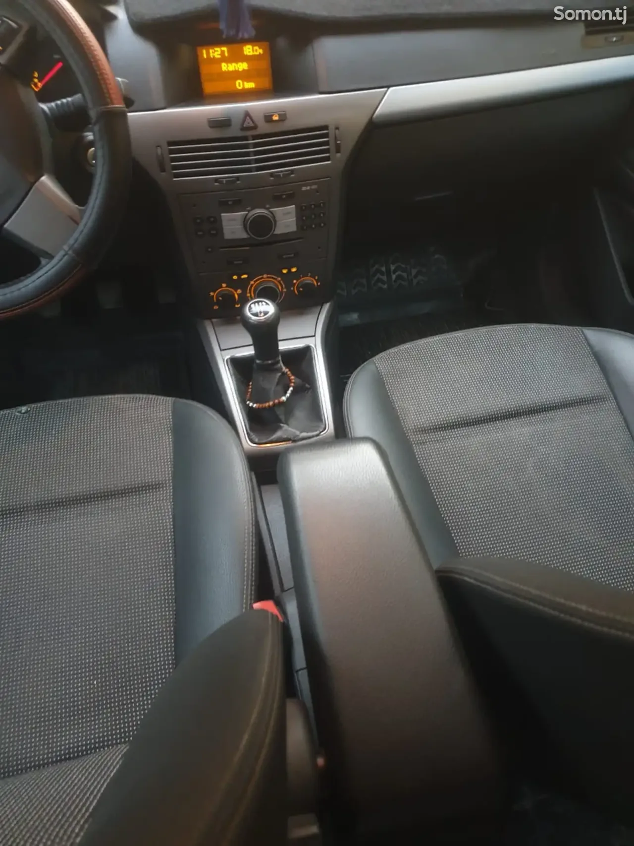 Opel Astra H 2007 · 1.6 MT