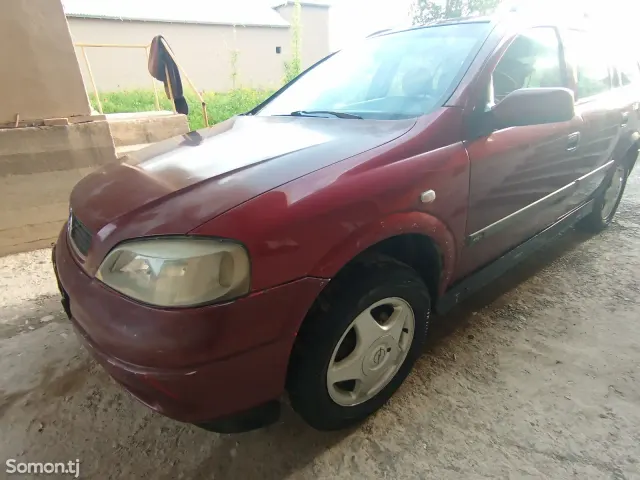 Opel Astra G 1999 · 1.6 MT