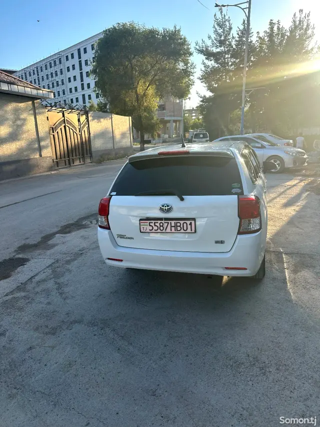 Toyota Fielder 2014 · 1.5 AT