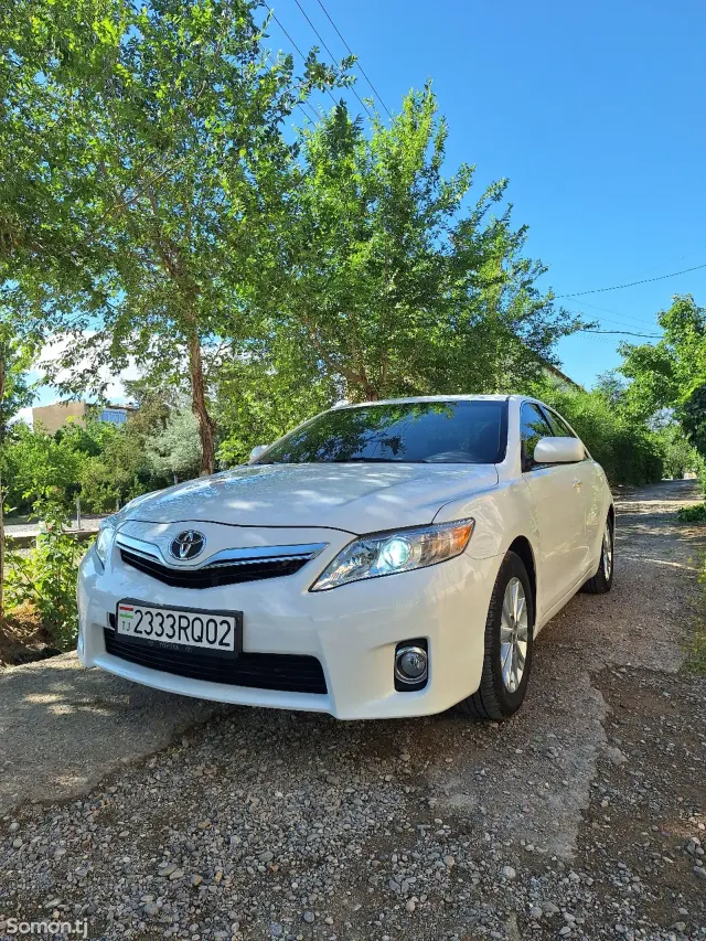 Toyota Camry 2010 · 2.4 AT