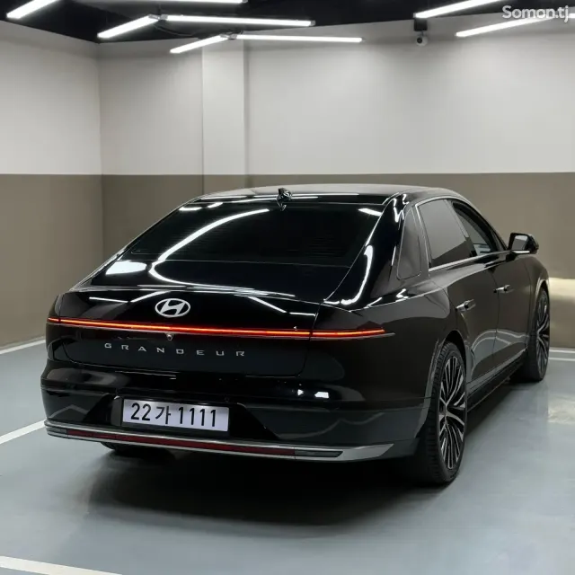 Hyundai Grandeur 2023 · 3.0 AT