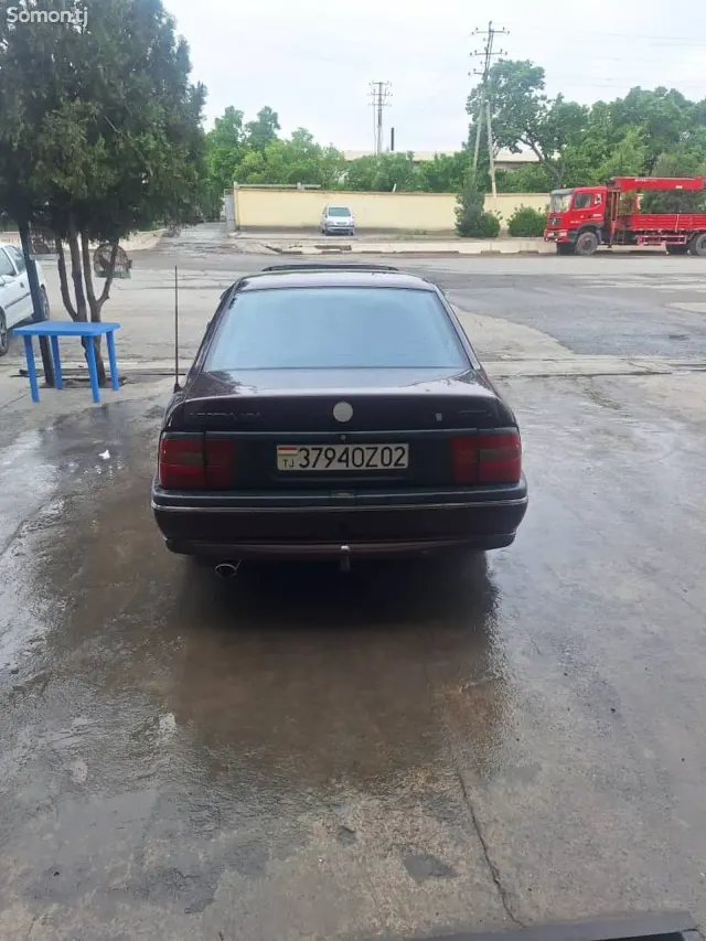 Opel Vectra A 1995 · 1.6 MT