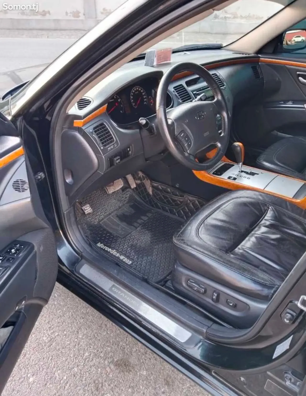 Hyundai Grandeur 2008 · 2.7 AT