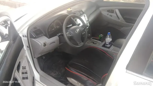 Toyota Camry 2009 · 2.4 AT