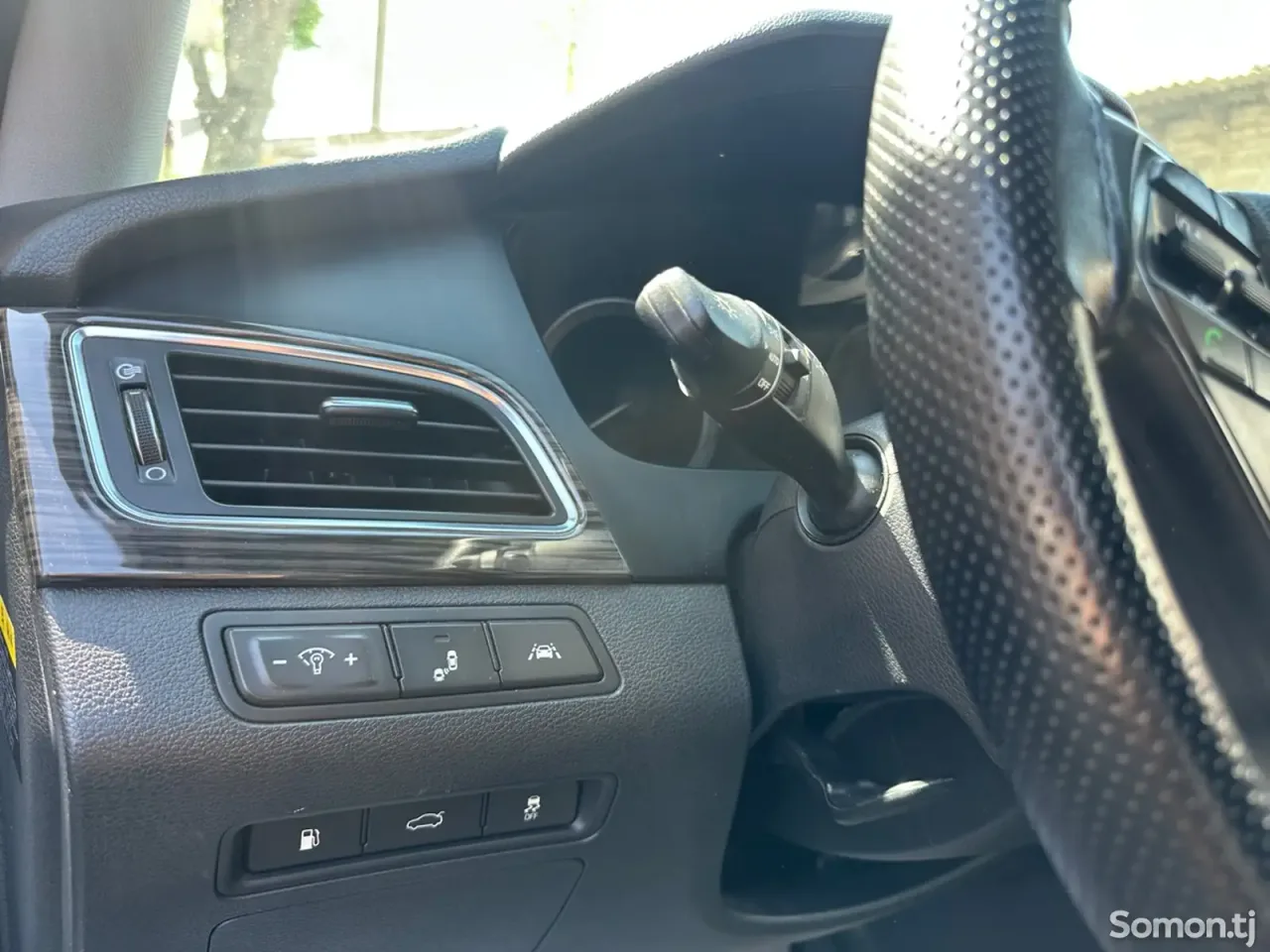 Hyundai Sonata 2015 · 2.0 AT