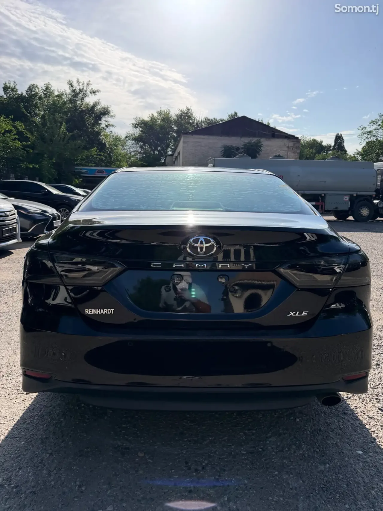Toyota Camry 2017 · 2.5 AT