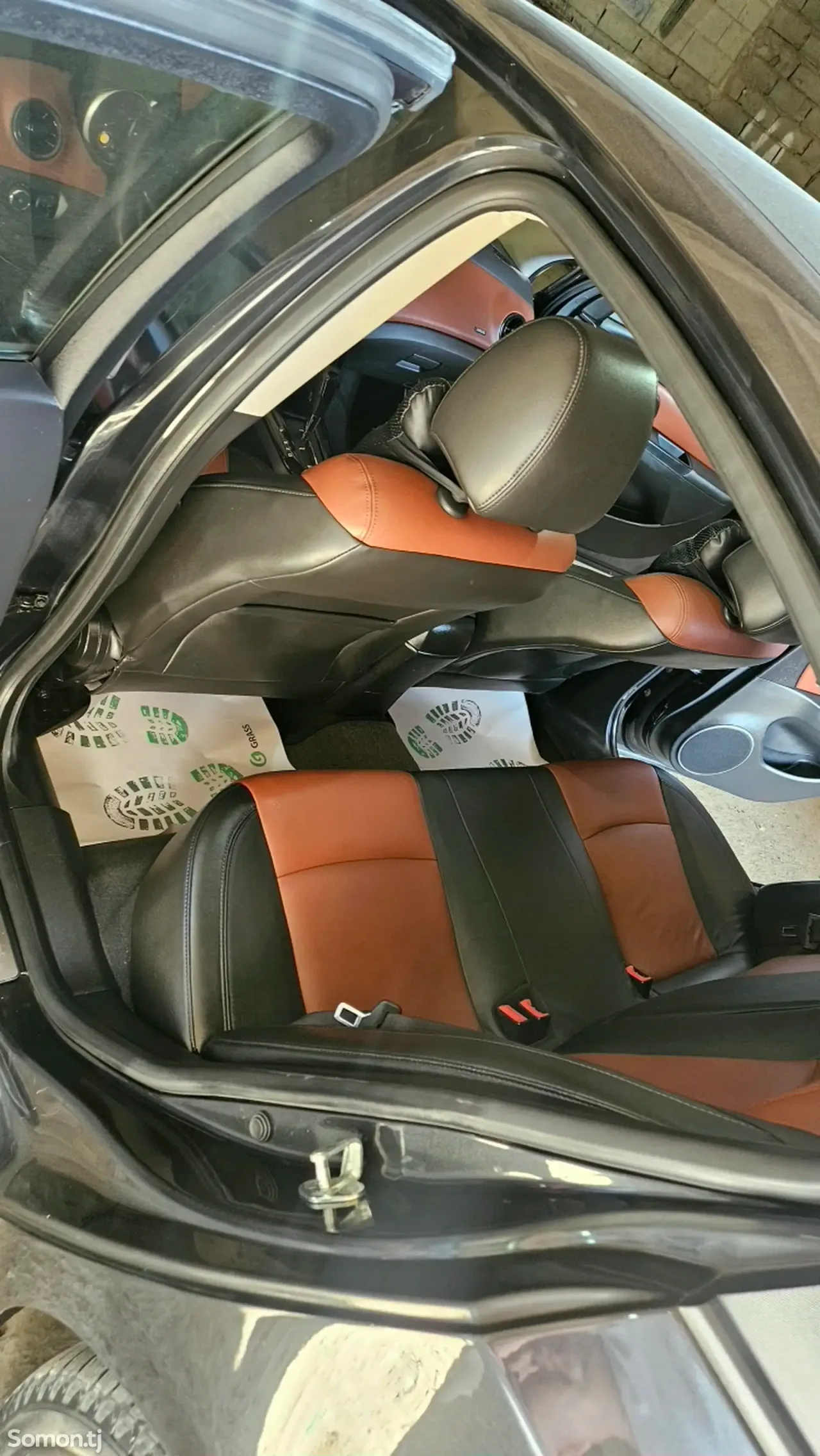 Chevrolet Cruze 2011 · 1.8 AT