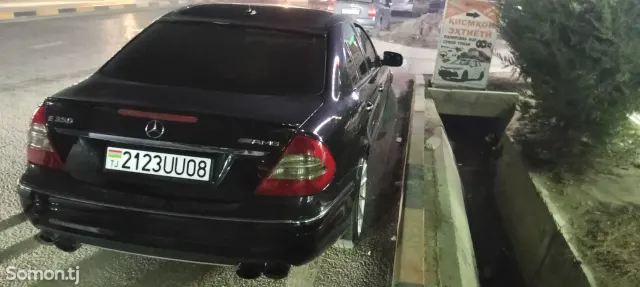 Mercedes-Benz E class 2009 · 3.5 AT
