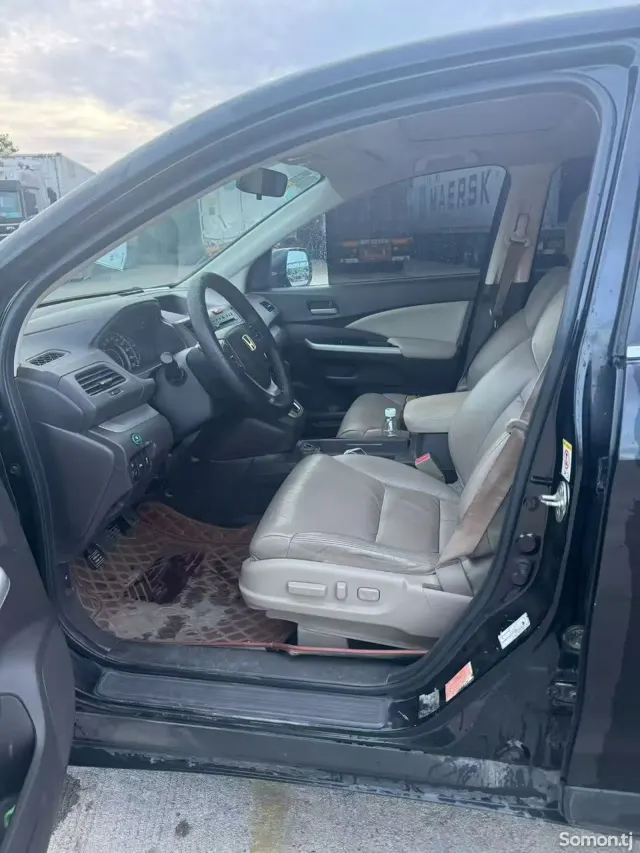 Honda CR-V 2015 · 2.4 AT