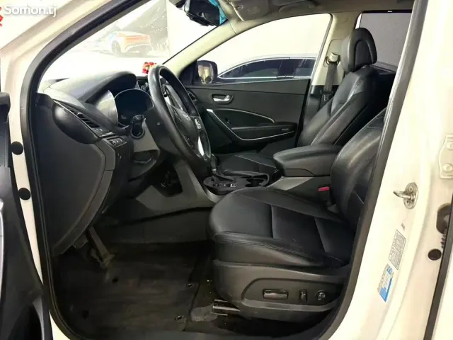 Hyundai Santa Fe 2016 · 2.0 AT