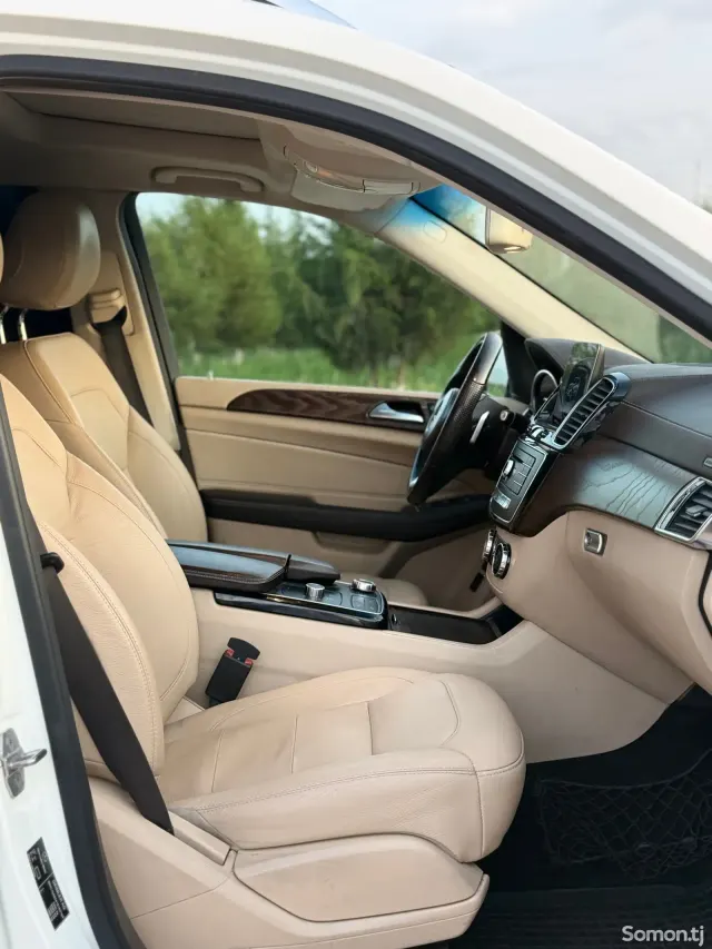 Mercedes-Benz GLS 2018 · 3.5 AT