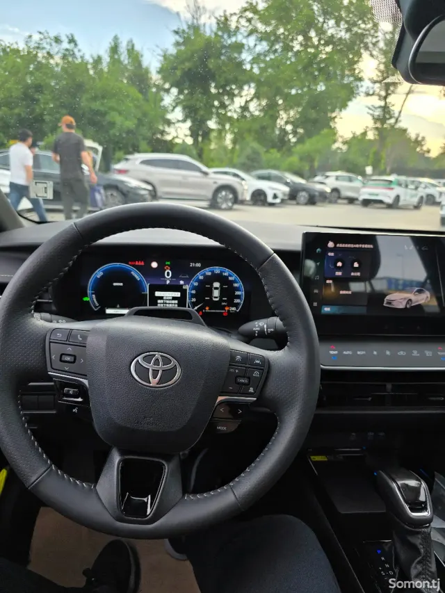 Toyota Camry 2026 · 2.0 AT