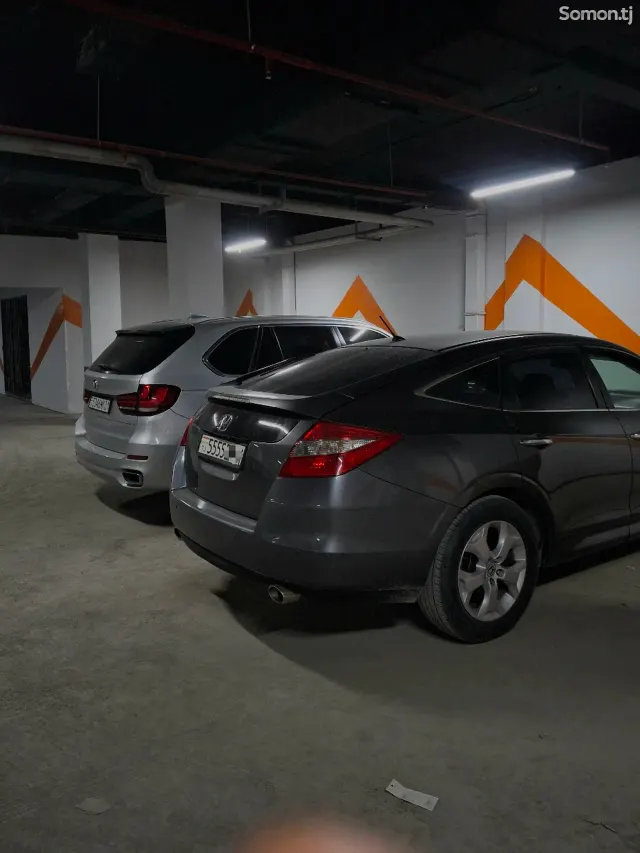 Honda Crosstour 2011 · 3.5 AT