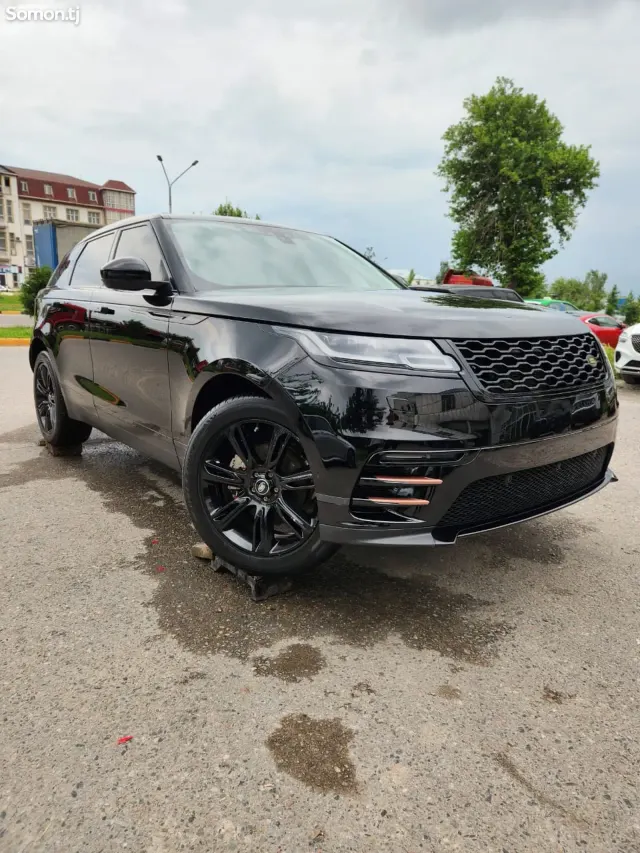 Land Rover Range Rover Velar 2020 · 2.5 AT