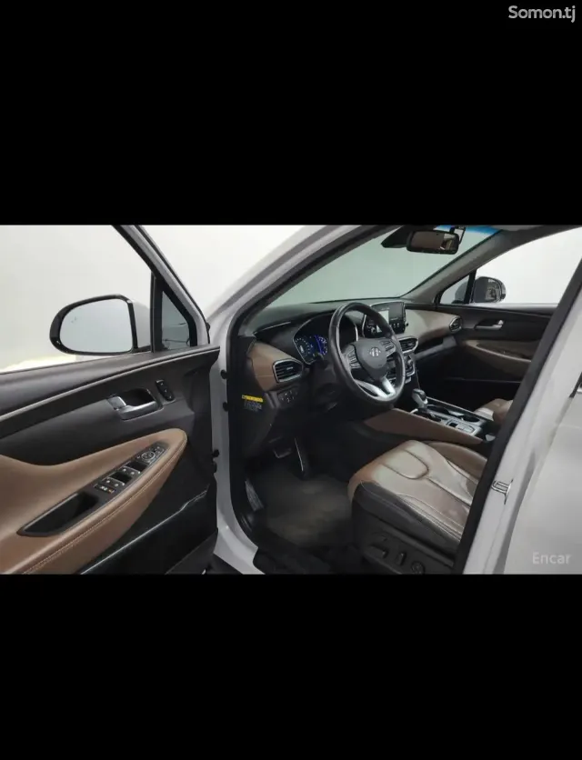 Hyundai Santa Fe 2018 · 2.2 AT