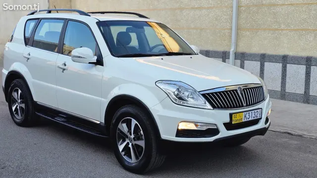 Ssang Yong Rexton 2016 · 2.0 AT