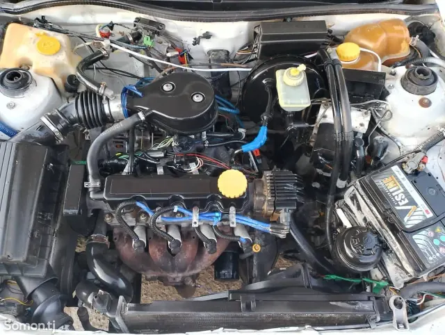 Opel Astra F 1996 · 1.6 MT