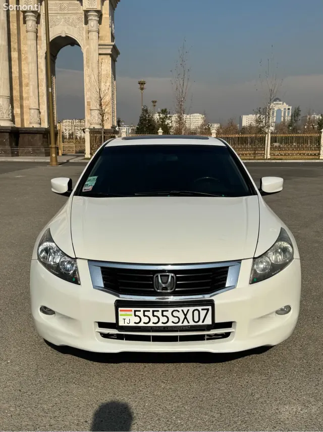 Honda Accord 2008 · 2.4 AT
