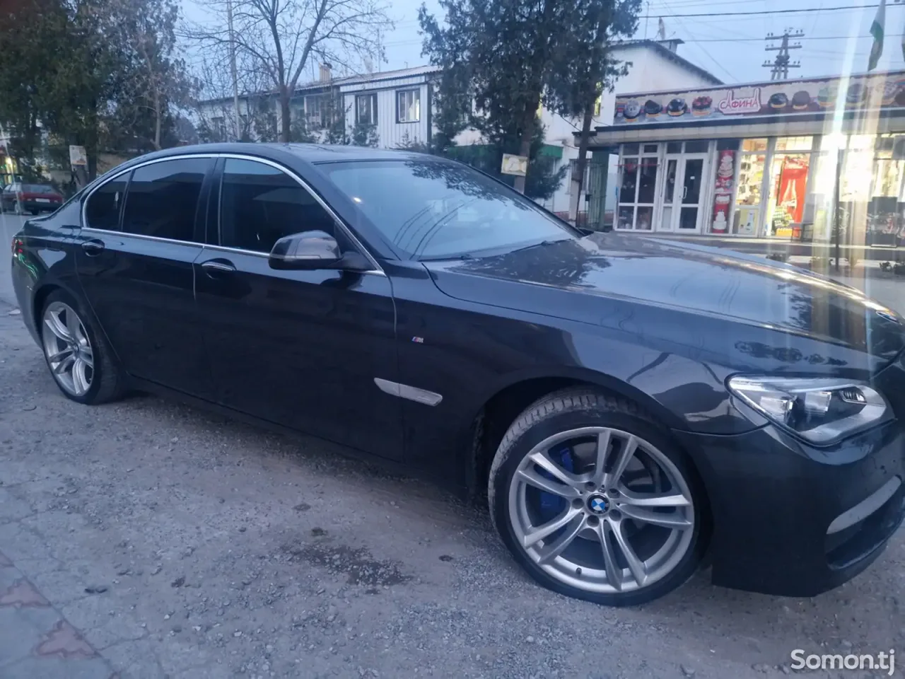BMW 7 series 2014 · 3.0 AT