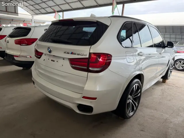 BMW X5 2014 · 5.0 AT