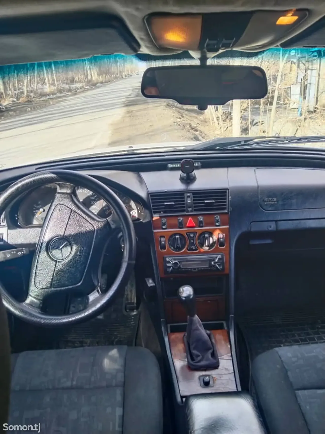 Mercedes-Benz C class 1996 · 2.2 MT