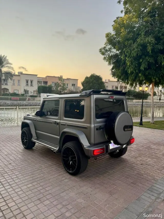 Suzuki Jimny 2021 · 2.0 AT