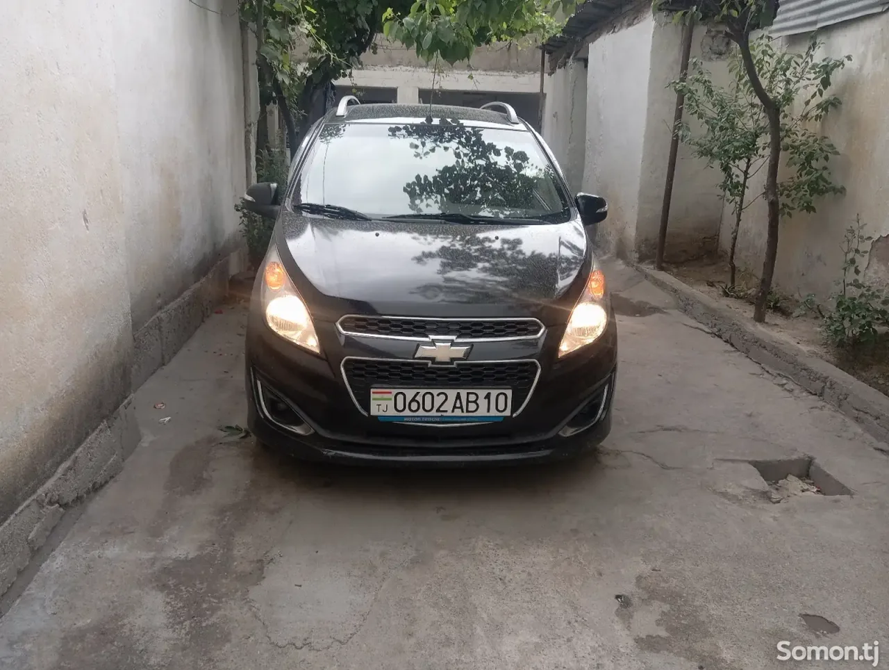 Chevrolet Spark 2015 · 1.0 AT