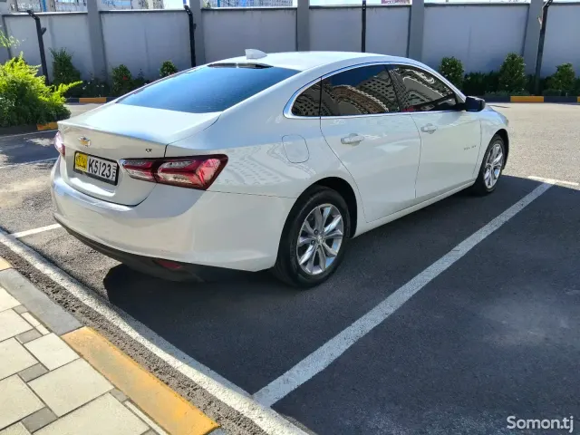 Chevrolet Malibu 2019 · 1.8 AT