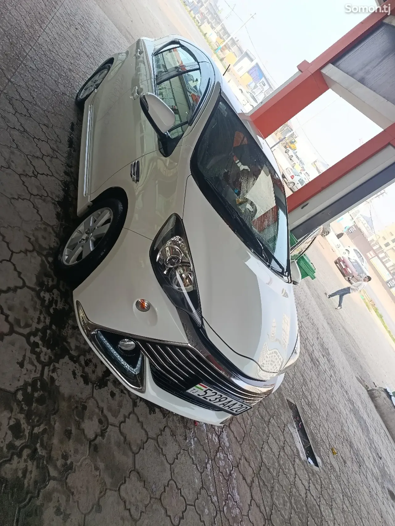 Toyota Aqua 2016 · 1.5 AT