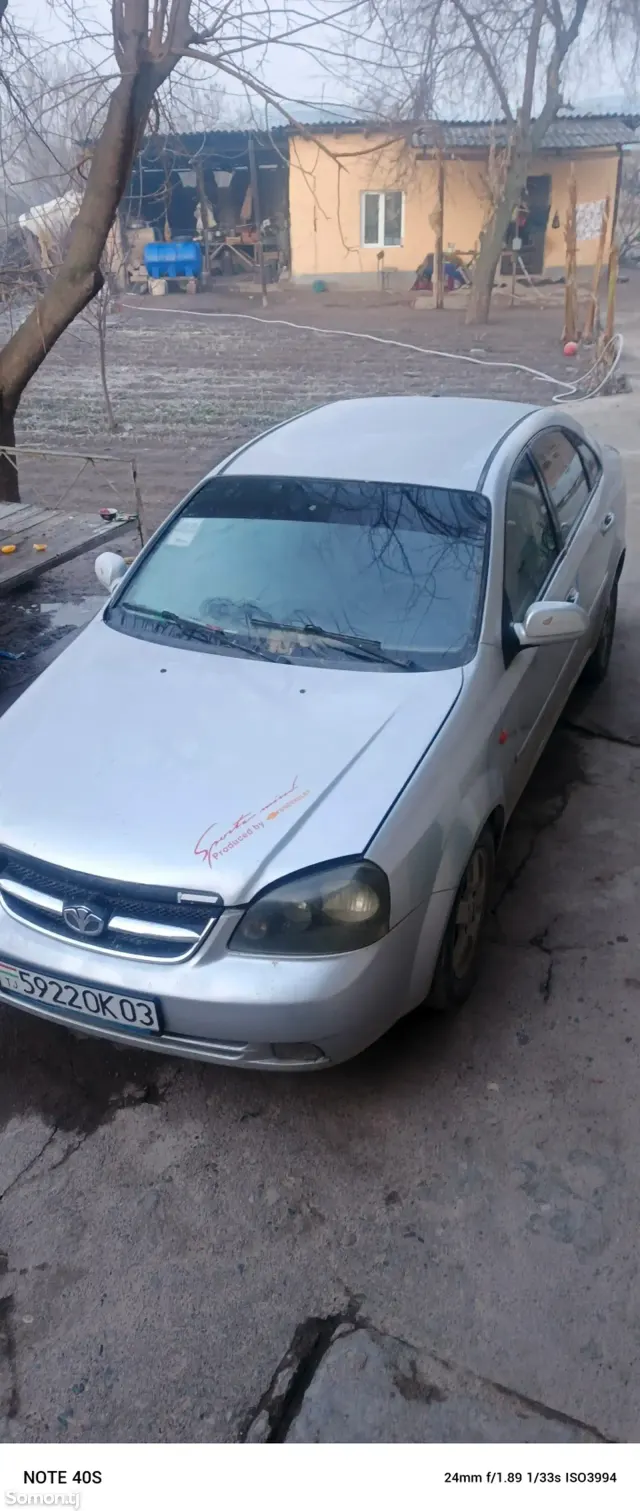 Daewoo Lacetti 2004 · 1.6 MT