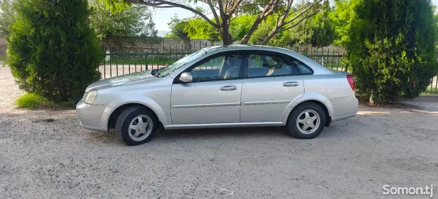 Chevrolet Lacetti 2007 · 1.6 AT