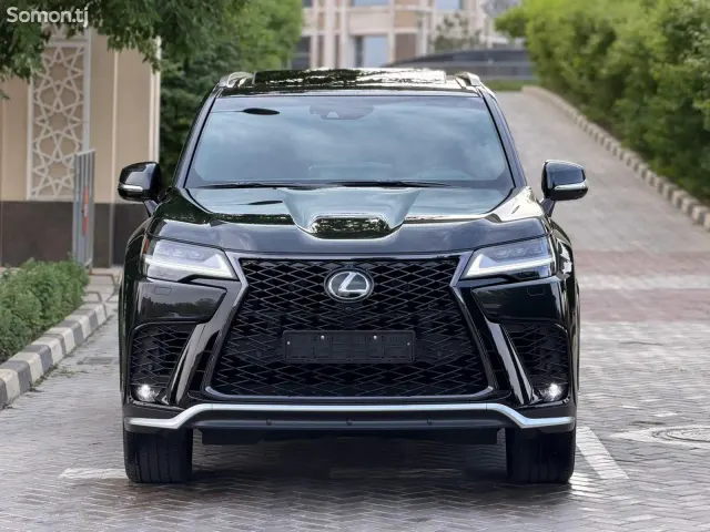 Lexus LX series 2025 · 3.5 AT