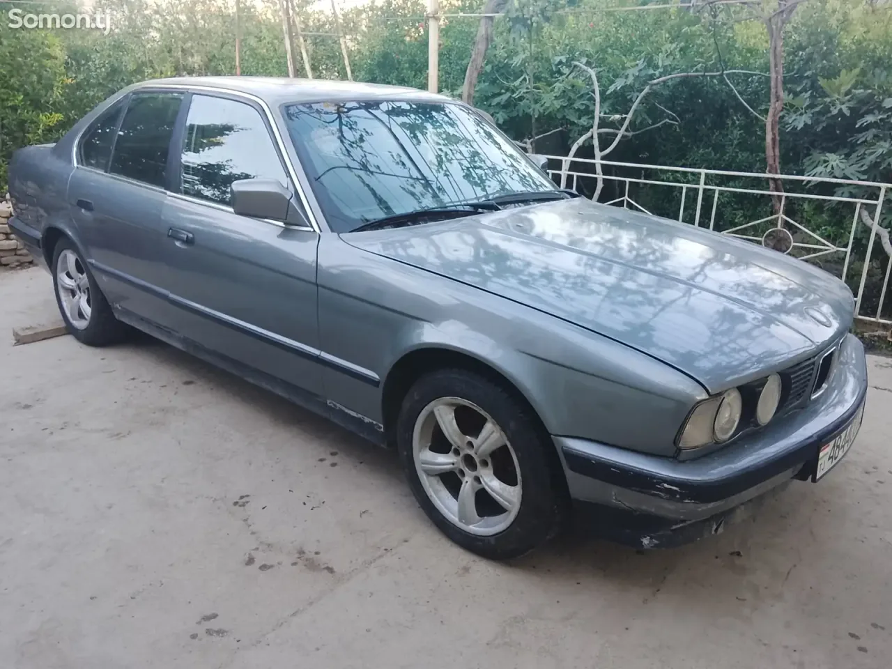 BMW 5 series 1995 · 2.0 MT