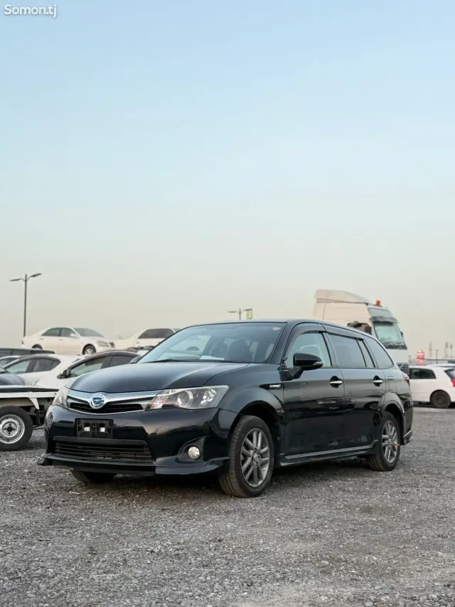 Toyota Fielder 2014 · 1.5 AT