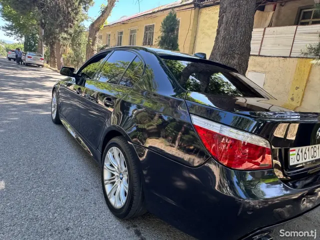 BMW 5 series 2009 · 3.0 AT