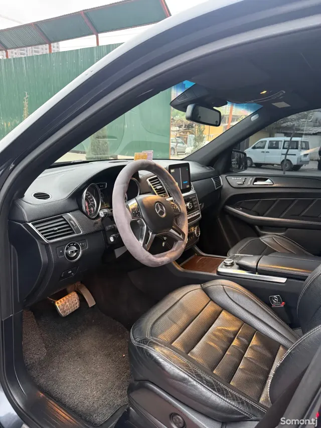 Mercedes-Benz ML class 2014 · 6.3 AT