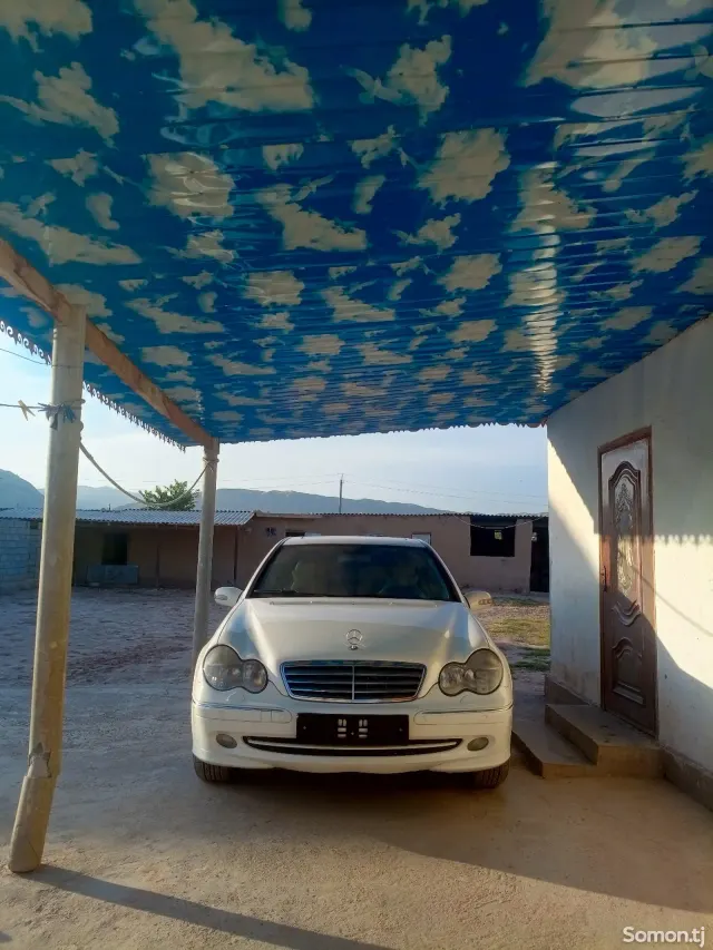 Mercedes-Benz C class 2003 · 2.0 AT