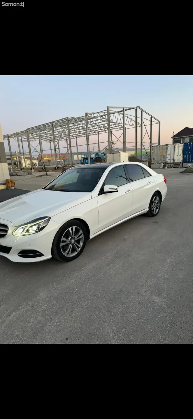 Mercedes-Benz E class 2015 · 2.2 AT