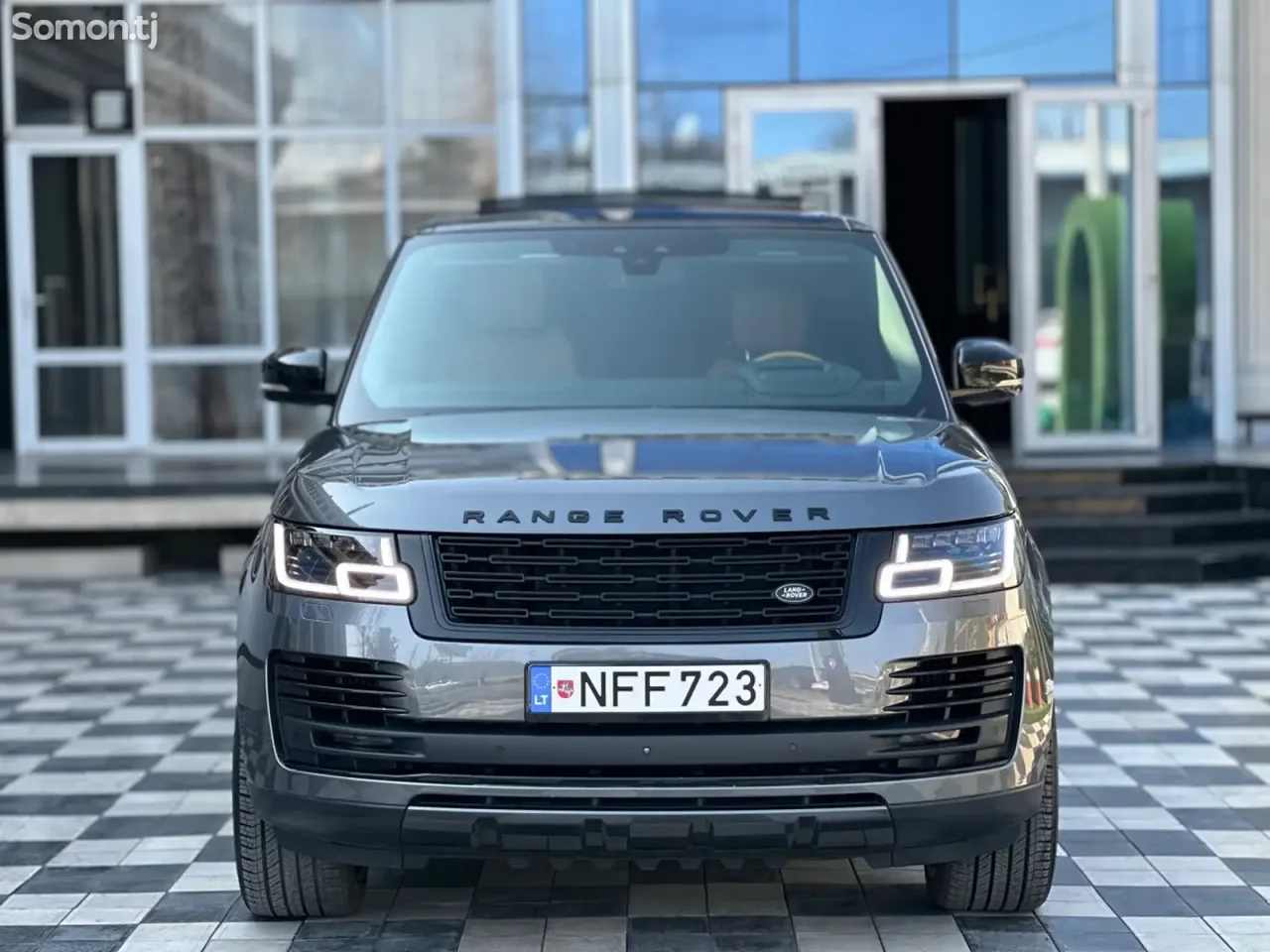 Land Rover Vogue 2019 · 4.4 AT
