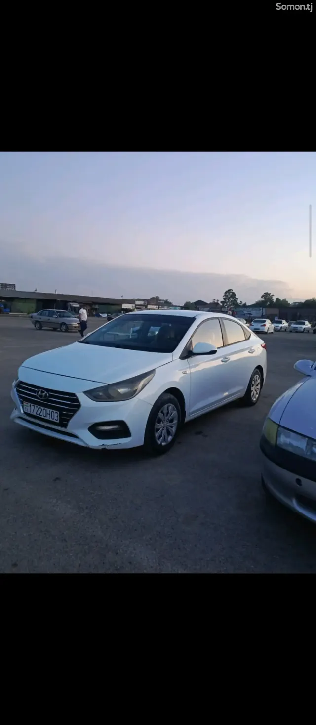 Hyundai Accent 2018 · 1.6 AT