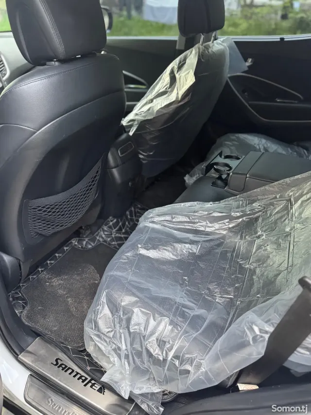 Hyundai Santa Fe 2016 · 2.4 AT