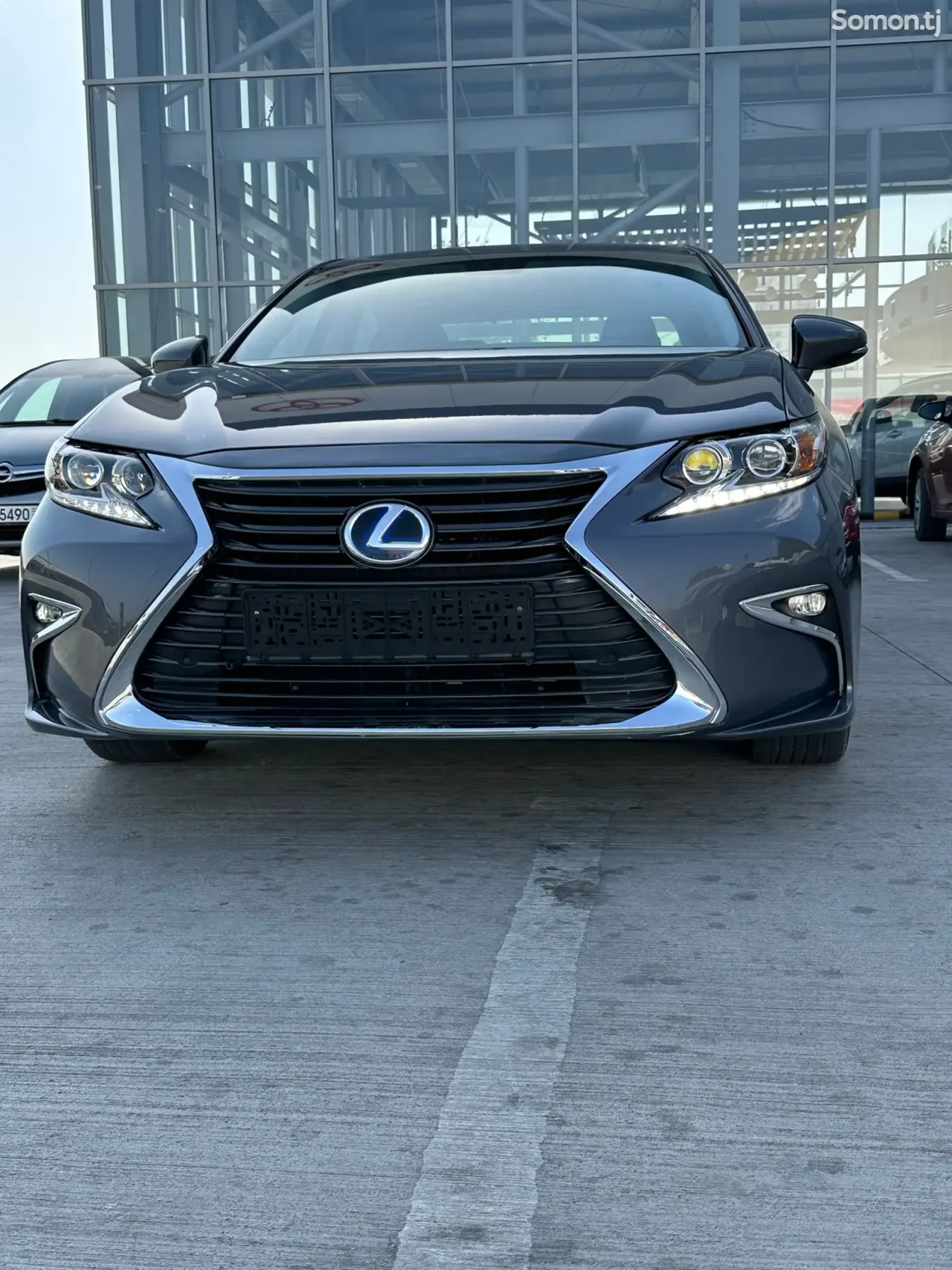 Lexus ES series 2016 · 3.0 AT