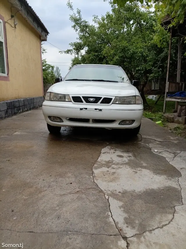 Daewoo Nexia 1996 · 1.6 MT
