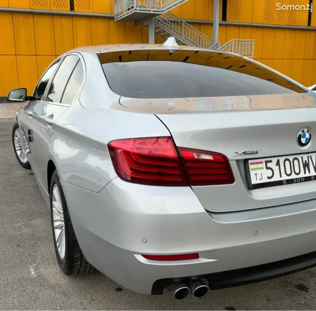 BMW 5 series 2015 · 2.0 AT