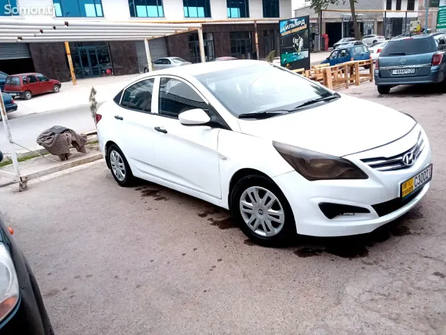 Hyundai Solaris 2016 · 1.4 MT