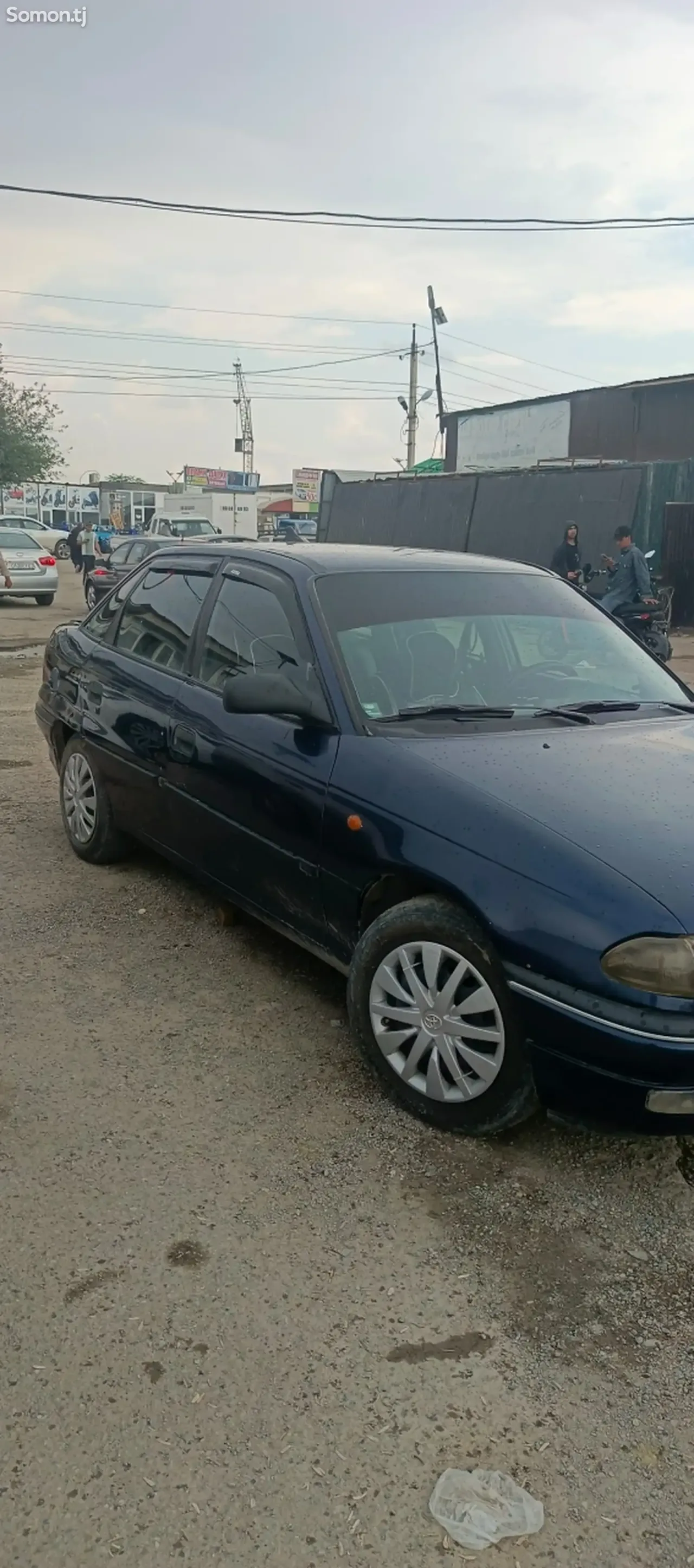 Opel Astra F 1996 · 1.6 MT